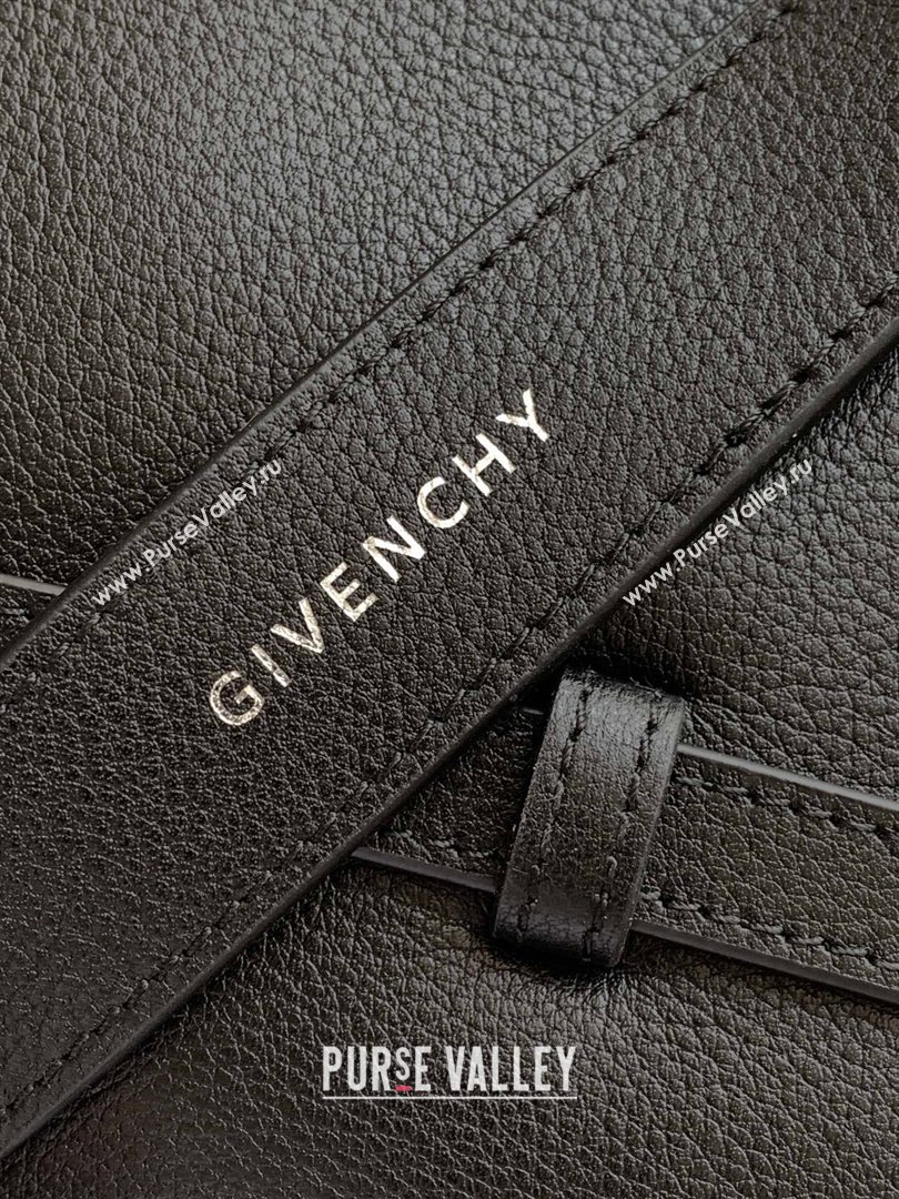 Givenchy Medium Voyou Shoulder Bag in Tumbled Buffalo Leather Black 2024 (YH-24122502 )