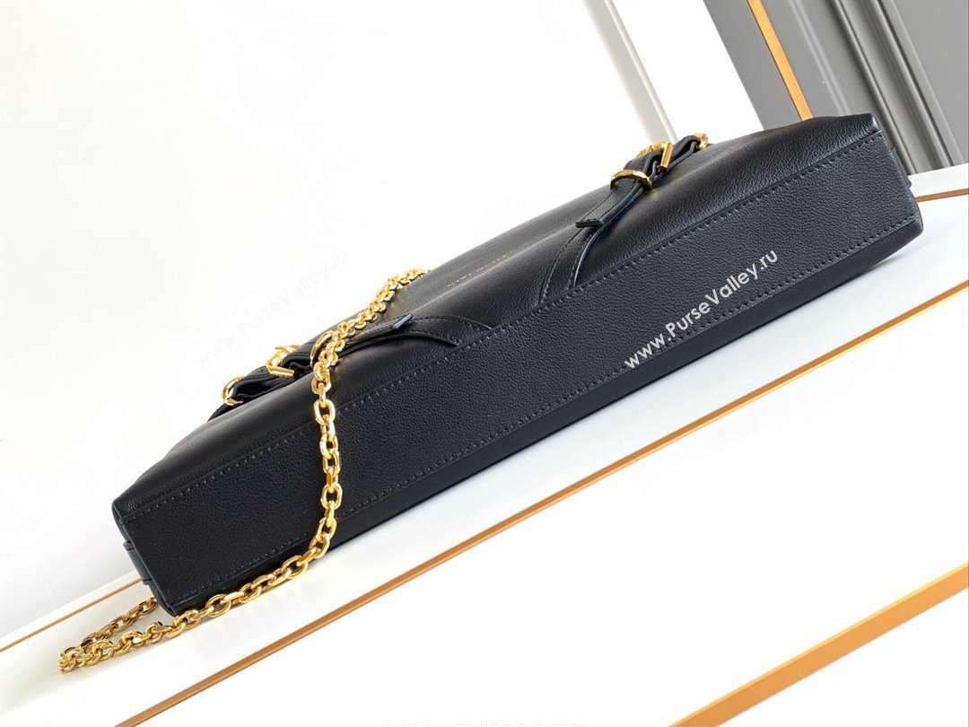 Givenchy Medium Voyou Chain Bag in Tumbled Calfskin Leather Black/Gold 2024 (YH-24122505)