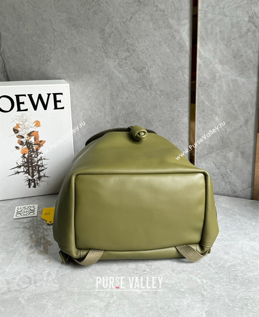 Loewe Flamenco Backpack in Shiny Supple Calfskin Olive 2024 Top Quality (KEKE-24122416)