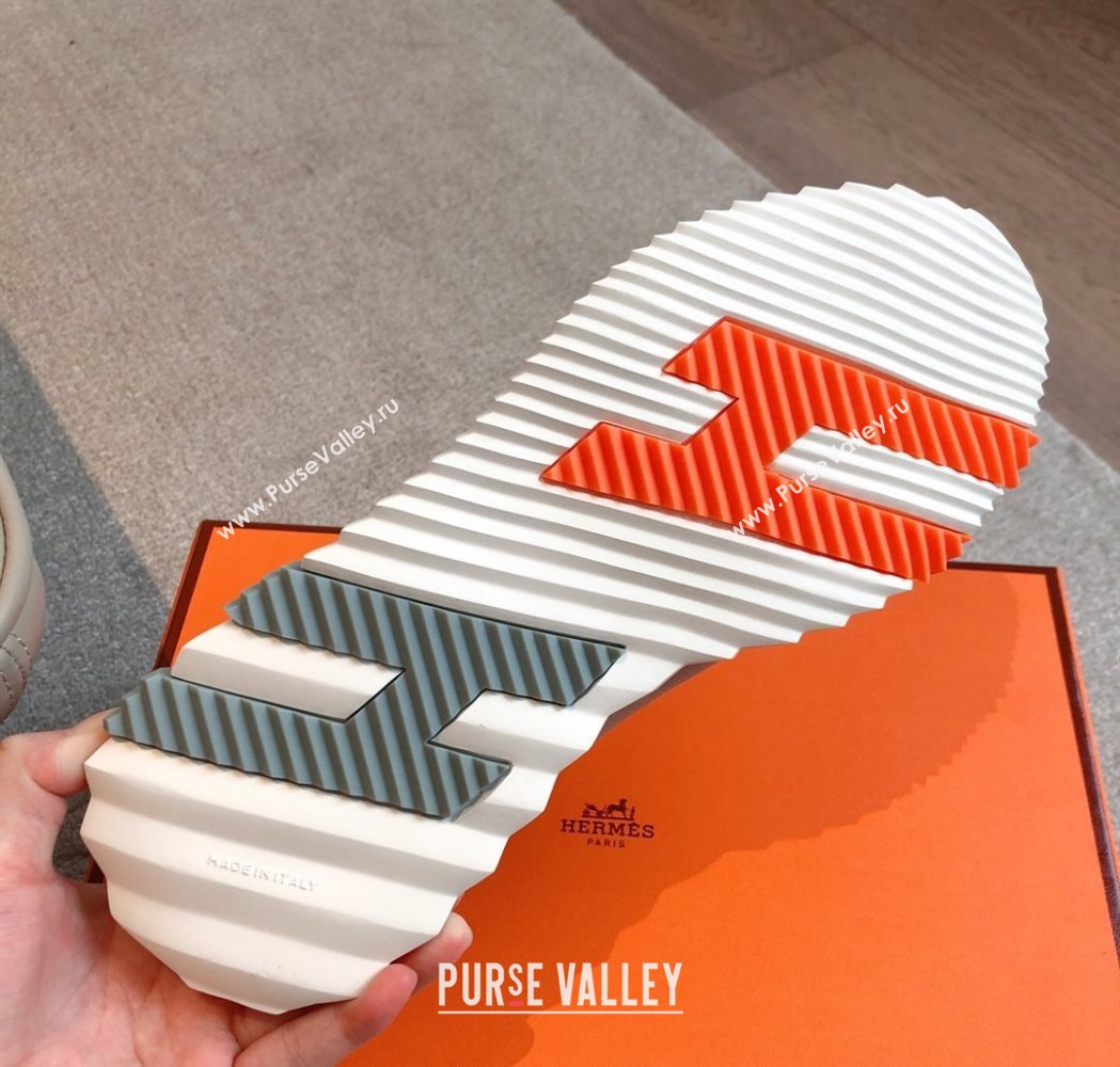 Hermes Bouncing Sneakers in Leather and Check Fabric Grey 2025 0226 (XC-250226048)