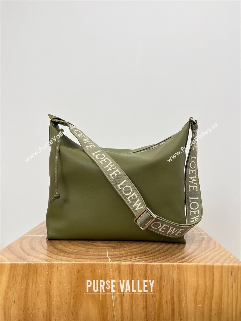 Loewe Cubi Crossbody Bag in Supple Smooth Calfskin and Jacquard Olive Green 2024 Top (KE-24090223)