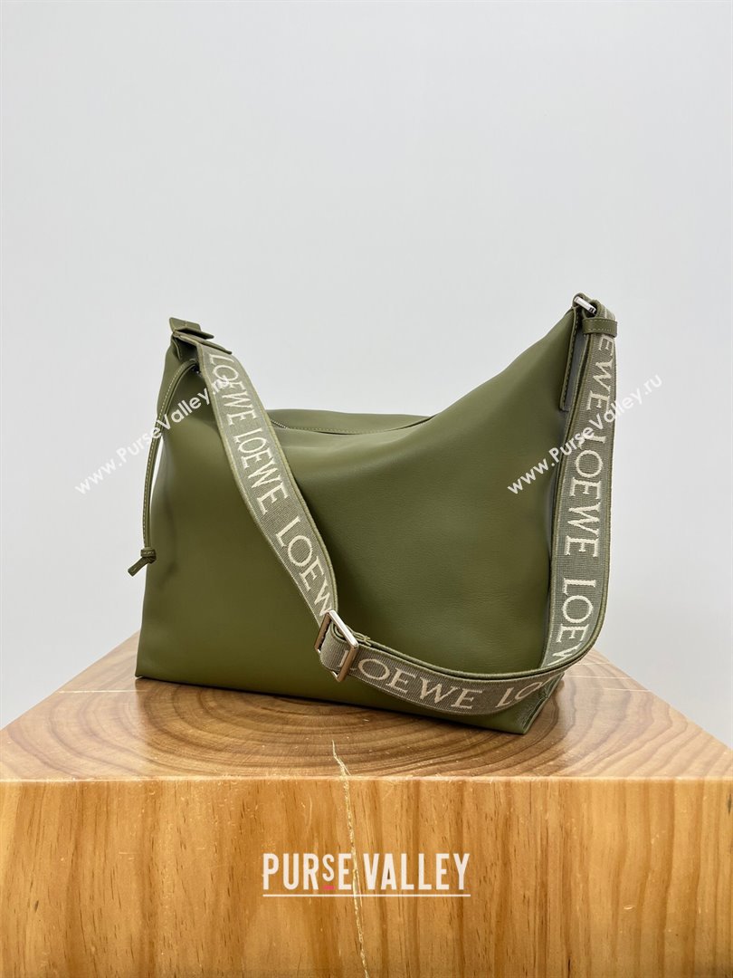 Loewe Cubi Crossbody Bag in Supple Smooth Calfskin and Jacquard Olive Green 2024 Top (KE-24090223)