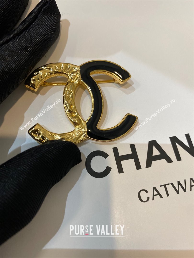 Chanel Brooch CH13019 Gold/Black 2024 (YF-24013019)