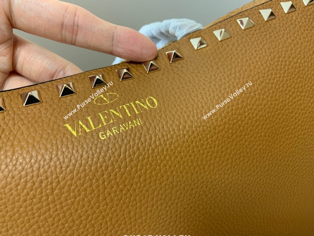 Valentino Large Grainy Calfskin Leather Rockstud Shopping Bag 0071L Brown 2020 (JD-20112750)