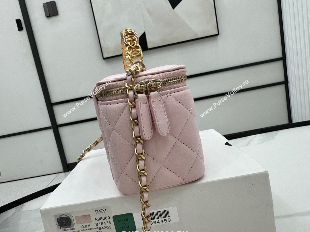 Chanel Lambskin Vanity Case Clutch with Chain A96069 Pink 2024 (YEZI-24071107)