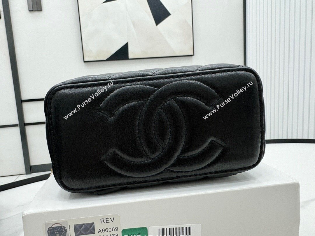 Chanel Lambskin Vanity Case Clutch with Chain A96069 Black 2024 (YEZI-24071108)