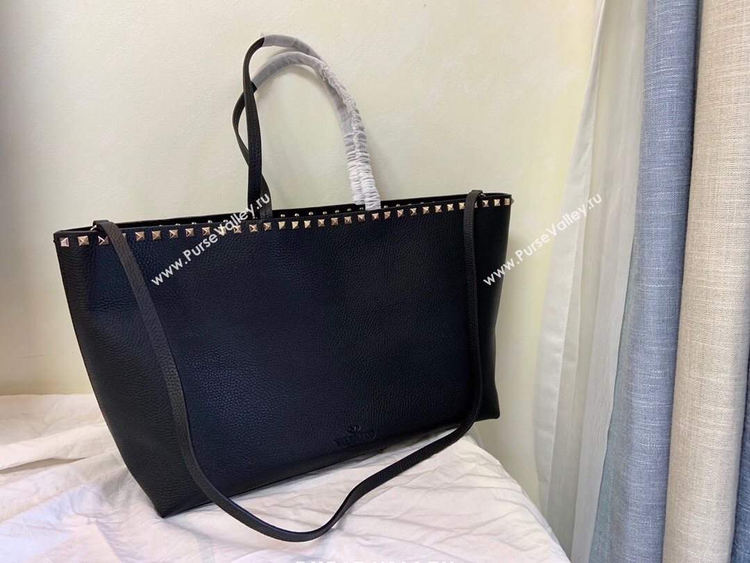 Valentino Large Grainy Calfskin Leather Rockstud Shopping Bag 0071L Black/Gold 2020 (JD-20112748)