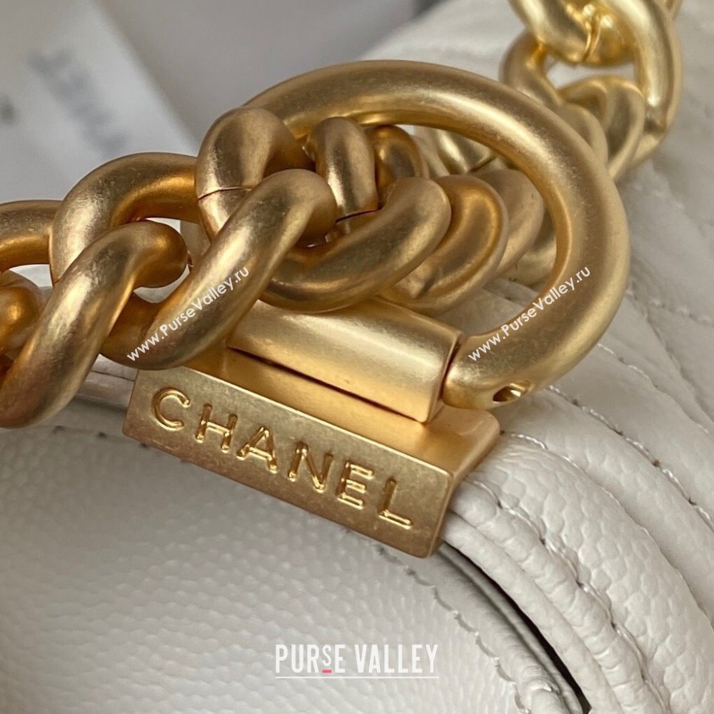 Chanel Boy Chanel Handbag with Handle in Grained Calfskin A94804 White 2023 (YEZI-23110605)