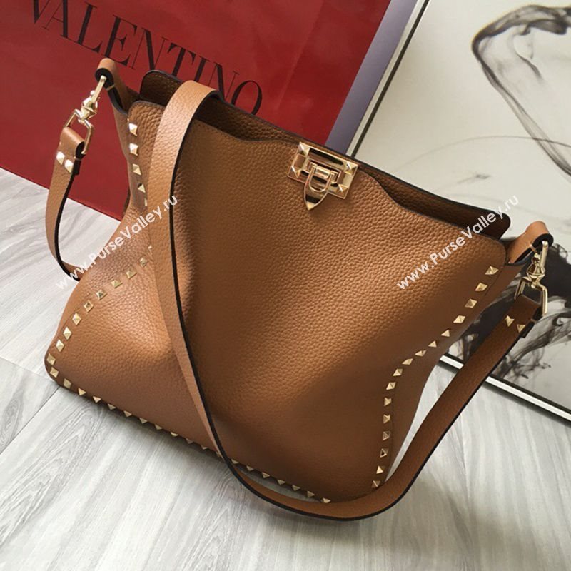 Valentino Small Grainy Calfskin Leather Rockstud Hobo Bag 50031L Brown 2020 (JD-20112755)