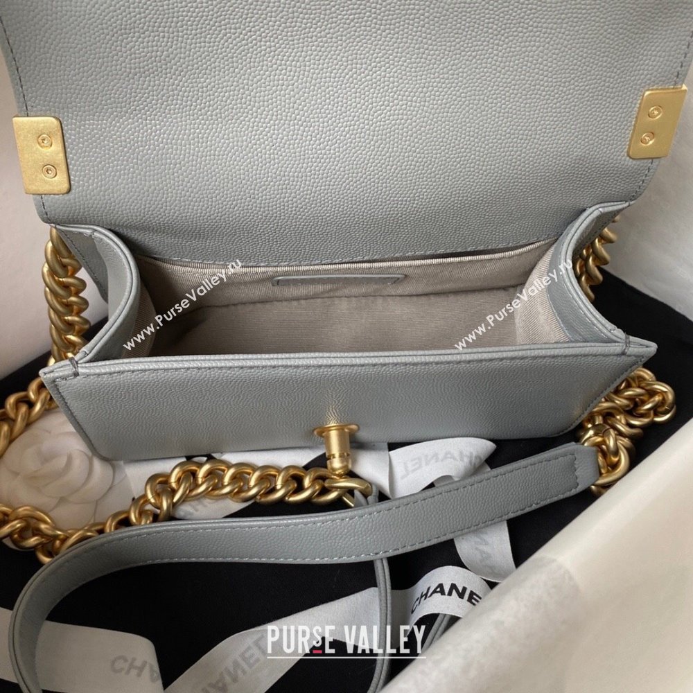 Chanel Small Boy Chanel Handbag with Handle in Grained Calfskin Grey 2023 (YEZI-23110611)