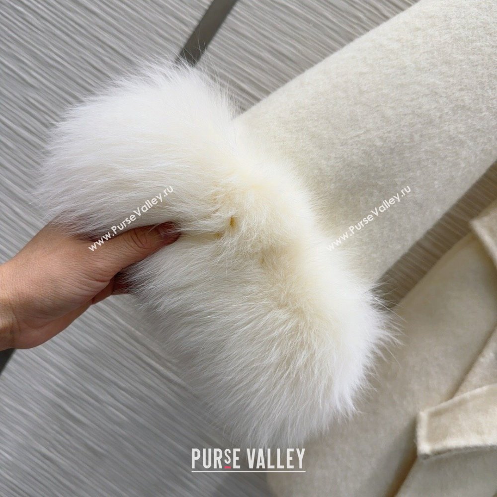 Max Mara Cashmere Wool Coat with Fox Fur M101824 White 2024 (Q-24101824)