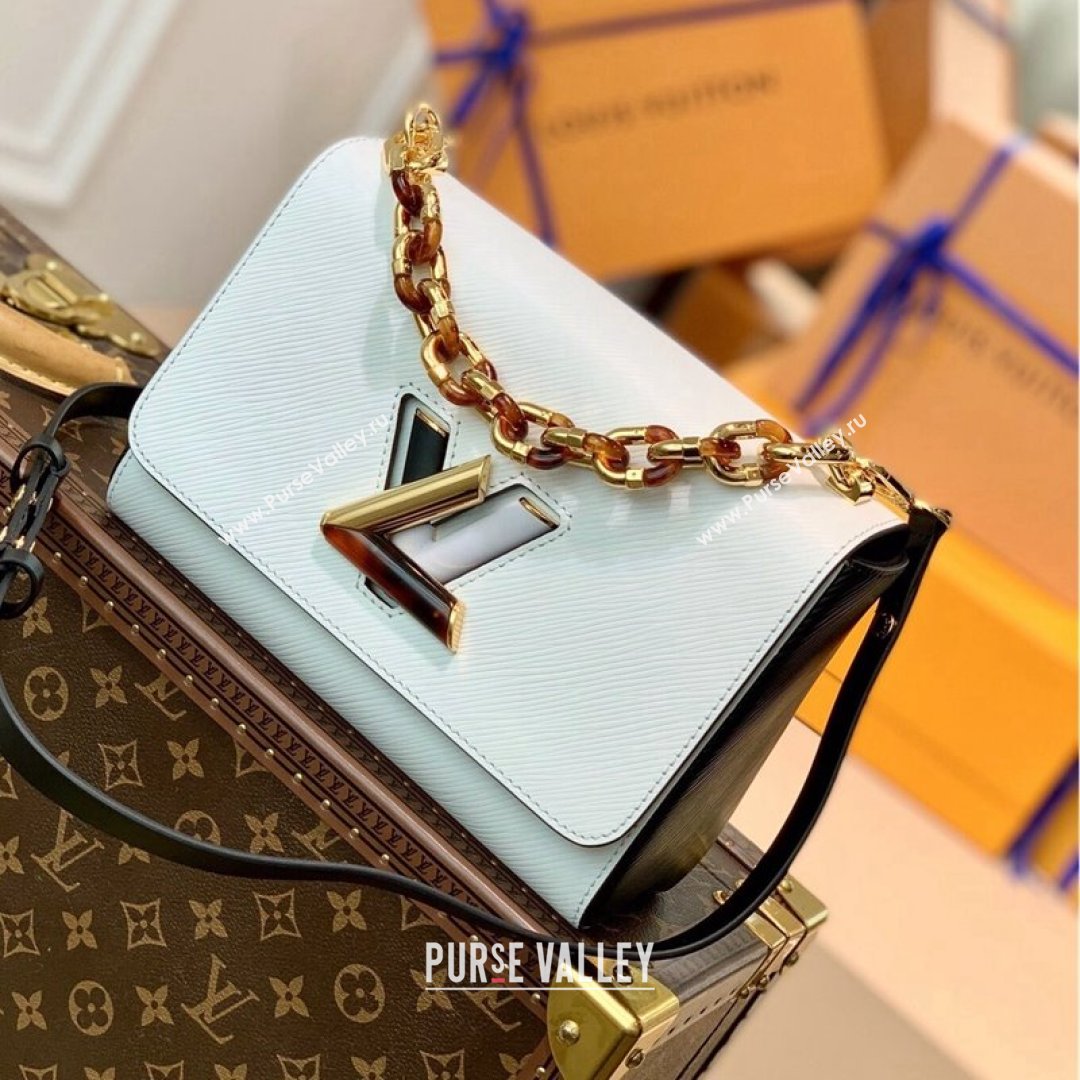 Chanel Lambskin mini Chain bag in white  As2588 (shimao-21090227)