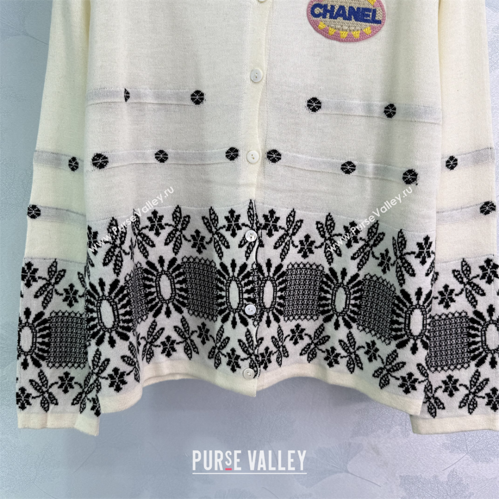 Chanel Wool Knit Cardigan White 2025 0812 (QI-250814129)
