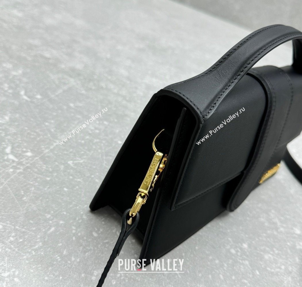Jacquemus Le Bambino Medium Crossbody Bag in Calf Leather Black/Gold 2025 2056 (ningm-250804030)