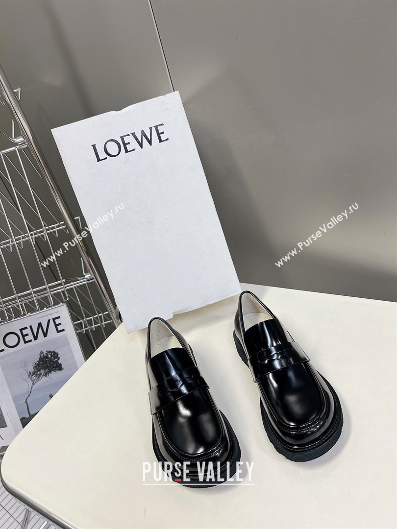 Loewe Blaze loafers in shiny calfskin Black 2023 (KER-231205068)