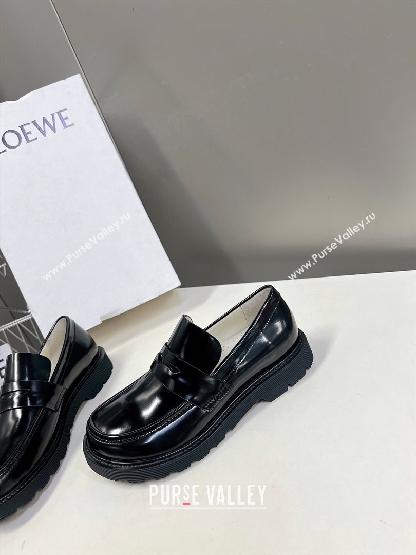 Loewe Blaze loafers in shiny calfskin Black 2023 (KER-231205068)