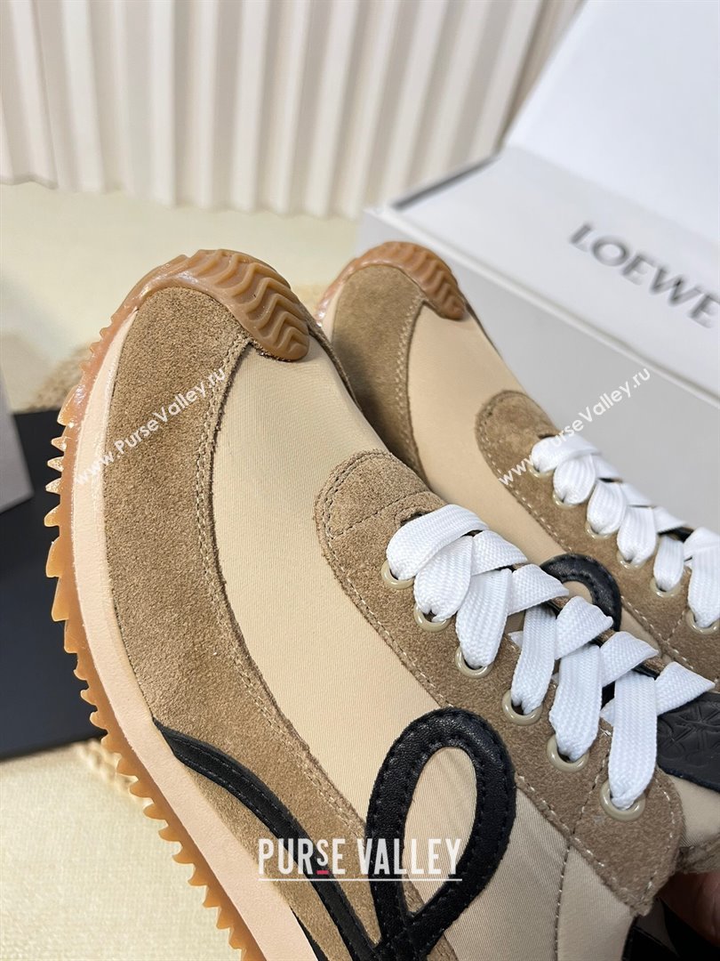 Loewe Flow Runner Sneakers in Nylon and Suede Beige/Kaki/Black 2024 0129 (KL-240129037)