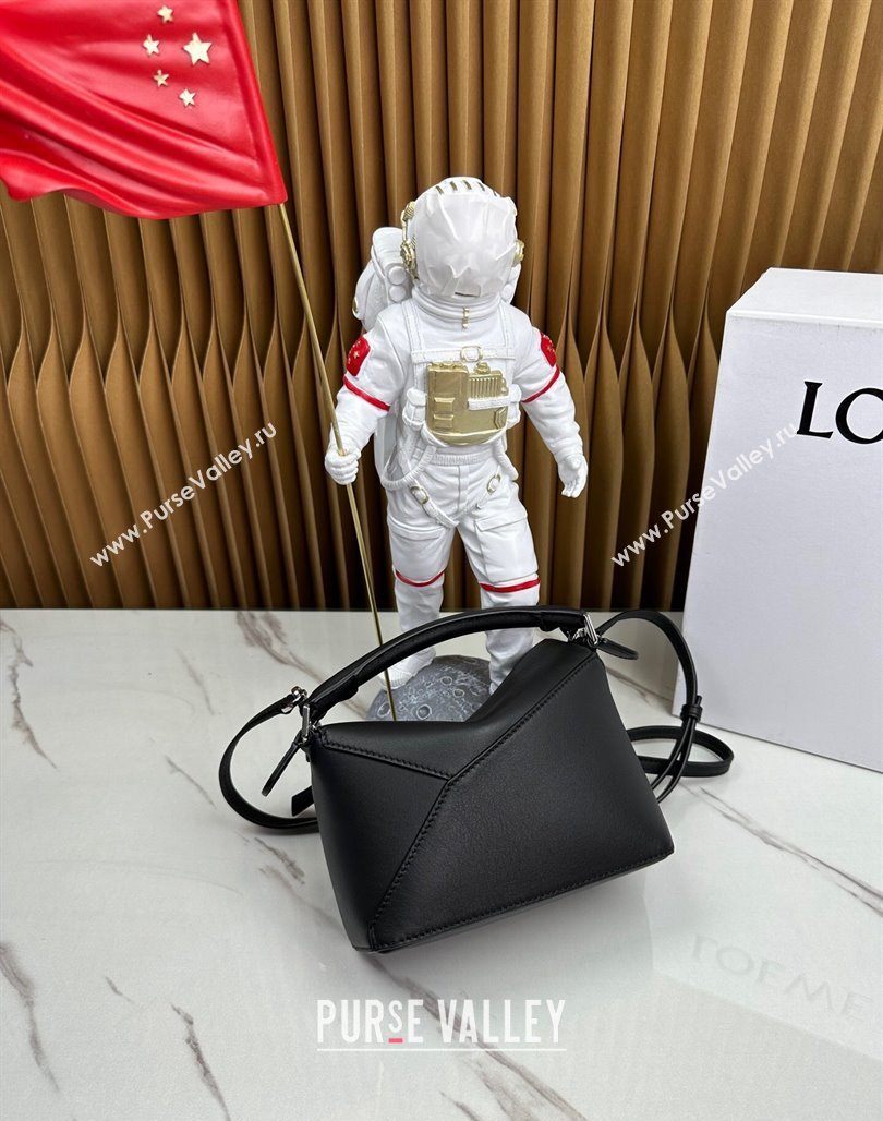 Loewe Mini Puzzle Edge bag in Smooth Calfskin Black 2024 0202 (Ys-240202052)