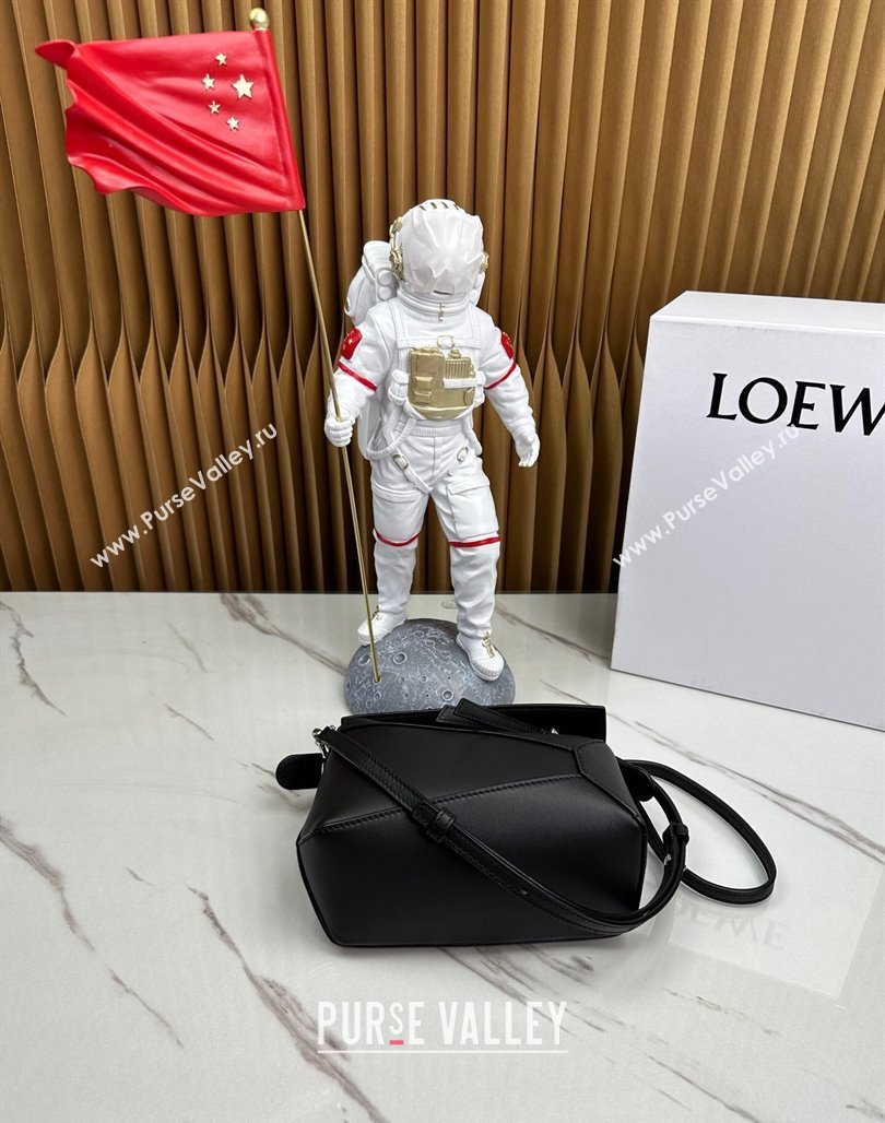 Loewe Mini Puzzle Edge bag in Smooth Calfskin Black 2024 0202 (Ys-240202052)