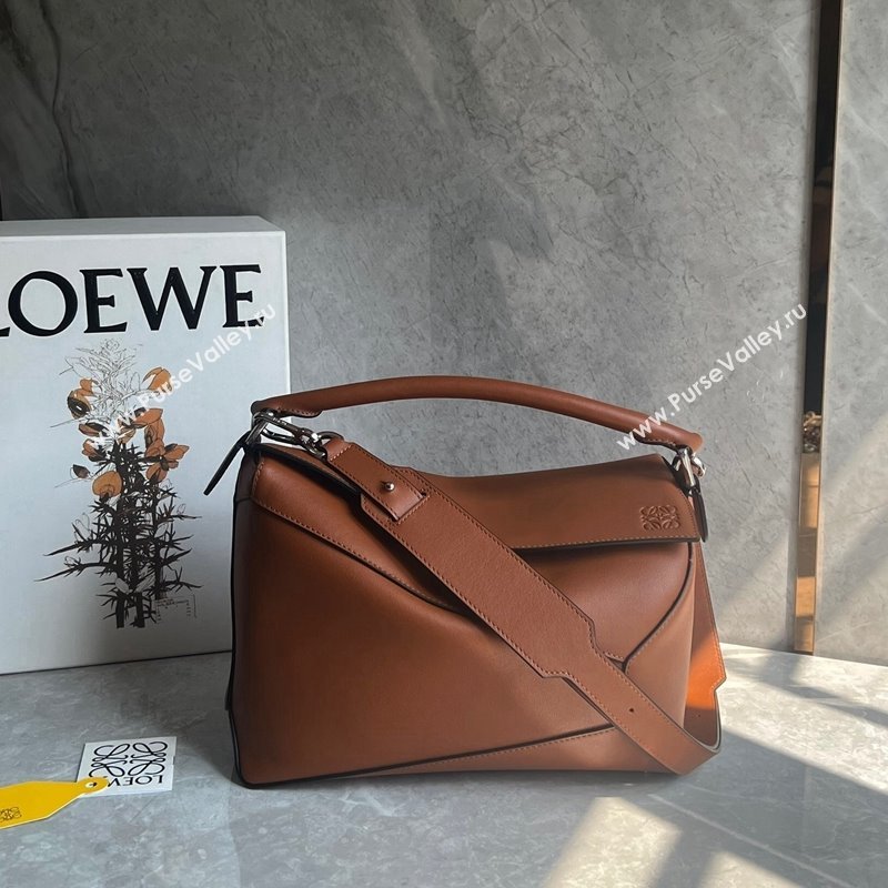 Loewe Puzzle Medium Bag in Smooth Calfskin Caramel Brown 2024 3002B (nana-240202066)