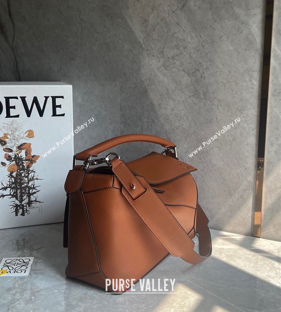 Loewe Puzzle Medium Bag in Smooth Calfskin Caramel Brown 2024 3002B (nana-240202066)