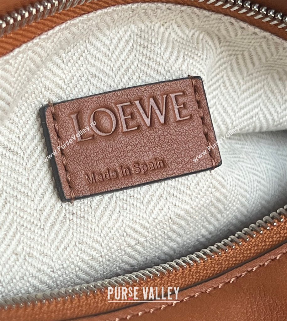 Loewe Puzzle Medium Bag in Smooth Calfskin Caramel Brown 2024 3002B (nana-240202066)