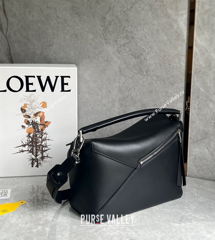 Loewe Puzzle Medium Bag in Smooth Calfskin Black 2024 3002B (nana-240202067)