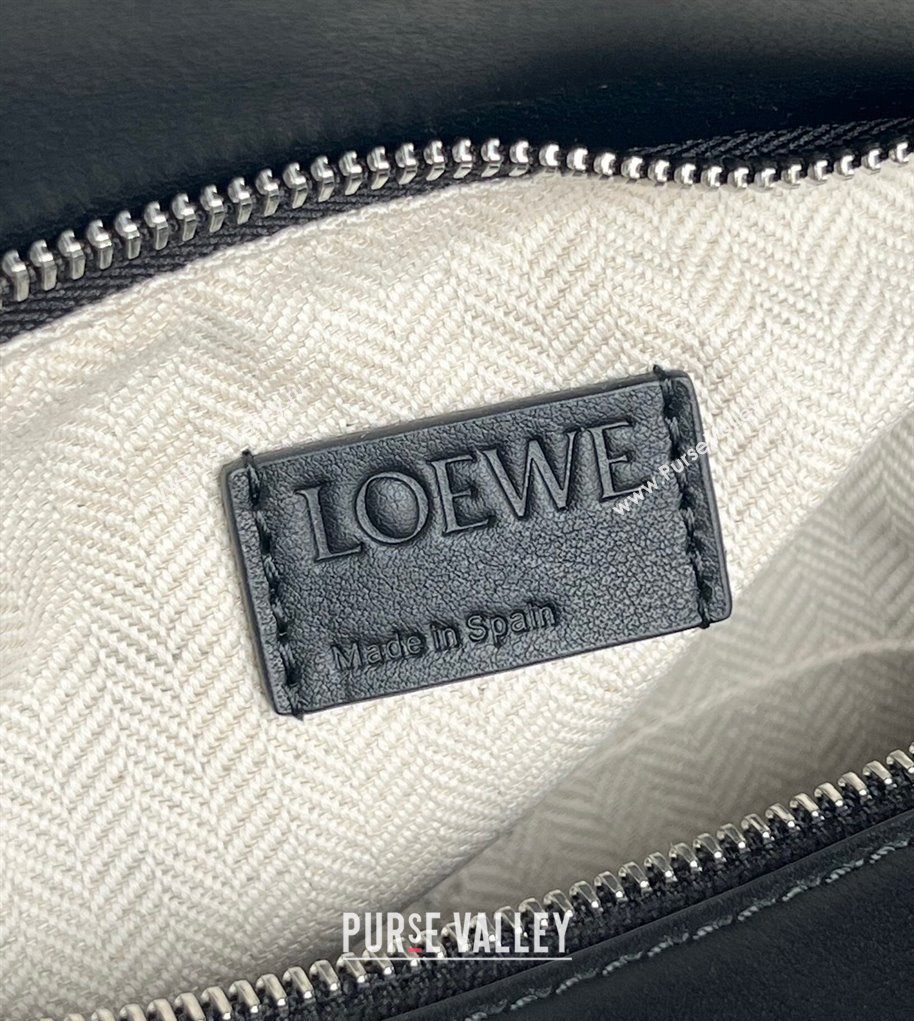 Loewe Puzzle Medium Bag in Smooth Calfskin Black 2024 3002B (nana-240202067)