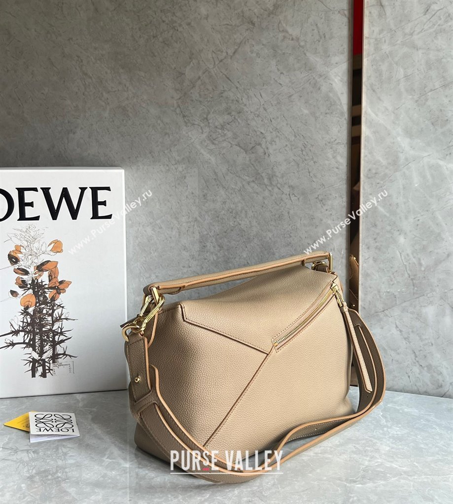 Loewe Puzzle Medium Bag in Litchi-Grained Calfskin Sand Beige 2024 3002B (nana-240202068)