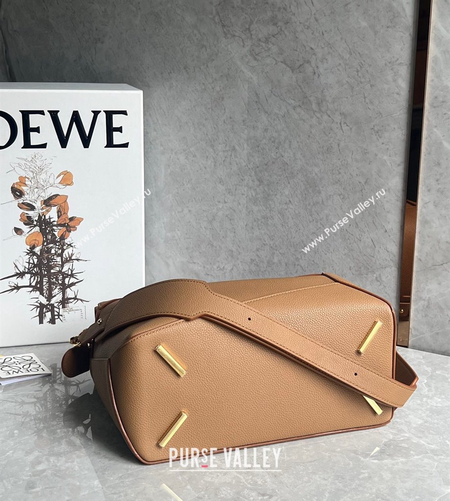 Loewe Puzzle Medium Bag in Litchi-Grained Calfskin Light Brown 2024 3002B (nana-240202069)