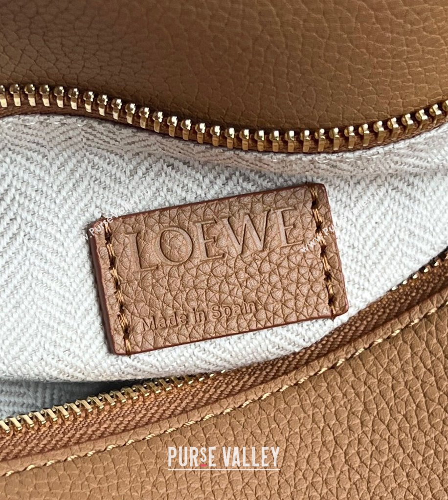 Loewe Puzzle Medium Bag in Litchi-Grained Calfskin Light Brown 2024 3002B (nana-240202069)