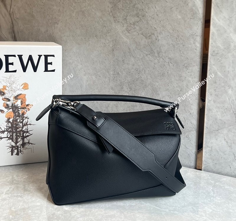 Loewe Puzzle Medium Bag in Litchi-Grained Calfskin Black 2024 3002B (nana-240202070)