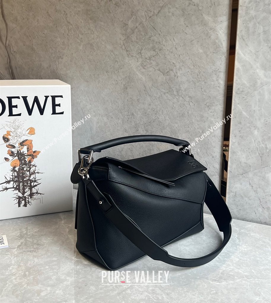 Loewe Puzzle Medium Bag in Litchi-Grained Calfskin Black 2024 3002B (nana-240202070)