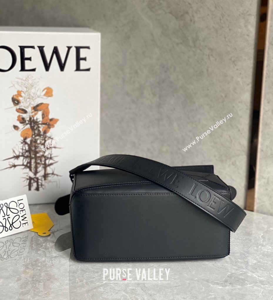 Loewe Small Puzzle bag in Satin Calfskin with Wide Leather Strap Black 2024 (Ys-240202073)