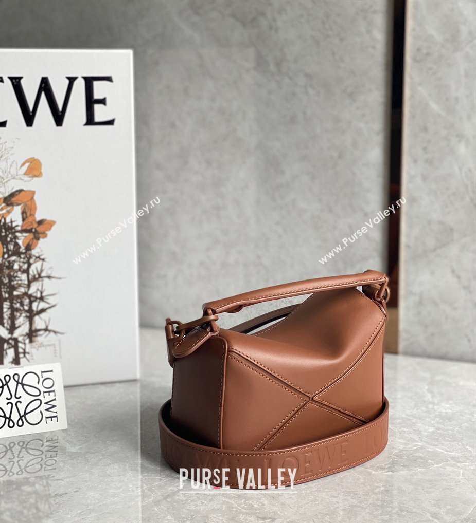 Loewe Mini Puzzle bag in Satin Calfskin with Wide Leather Strap Caramel Brown 2024 (Ys-240202076)