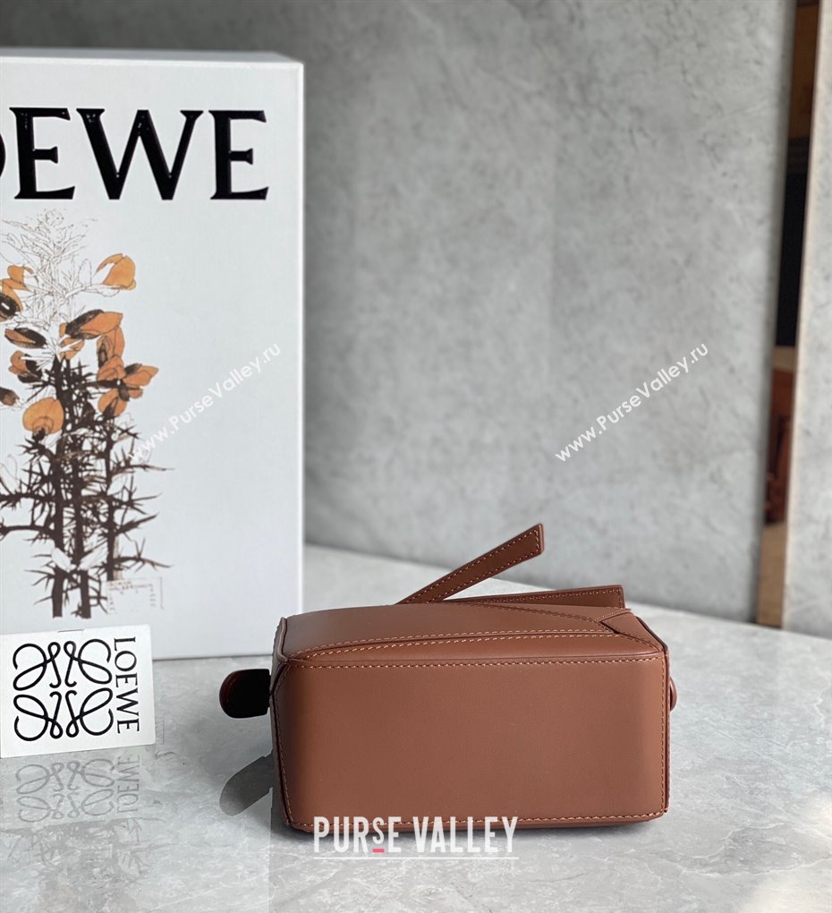 Loewe Mini Puzzle bag in Satin Calfskin with Wide Leather Strap Caramel Brown 2024 (Ys-240202076)