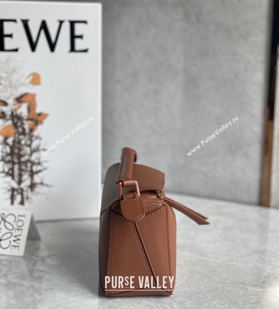 Loewe Mini Puzzle bag in Satin Calfskin with Wide Leather Strap Caramel Brown 2024 (Ys-240202076)