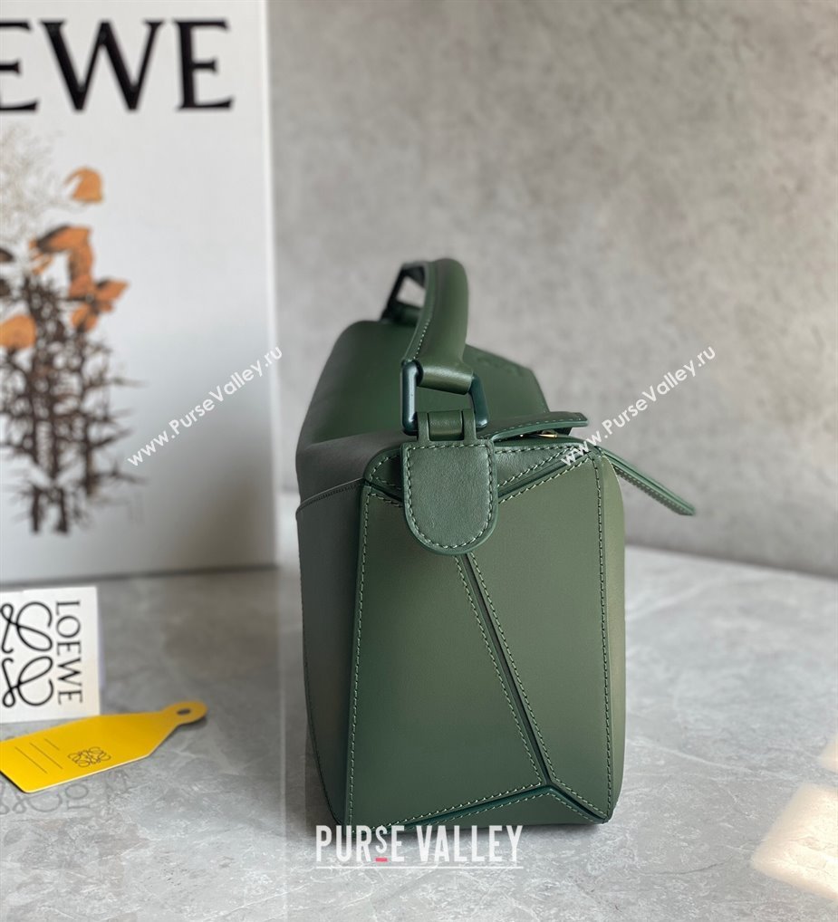 Loewe Small Puzzle bag in Satin Calfskin with Wide Leather Strap Bottle Green 2024 (Ys-240202077)