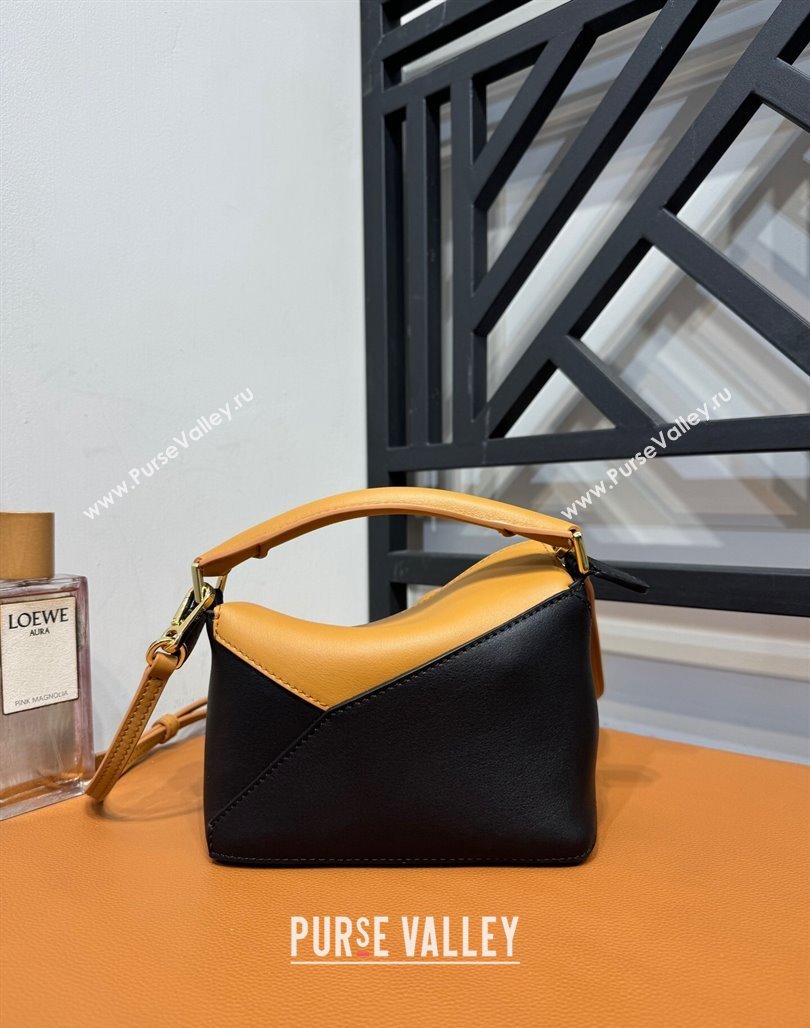 Loewe Mini Puzzle bag in Classic Calfskin Black/Brown 2024 0202 (Ys-240202043)