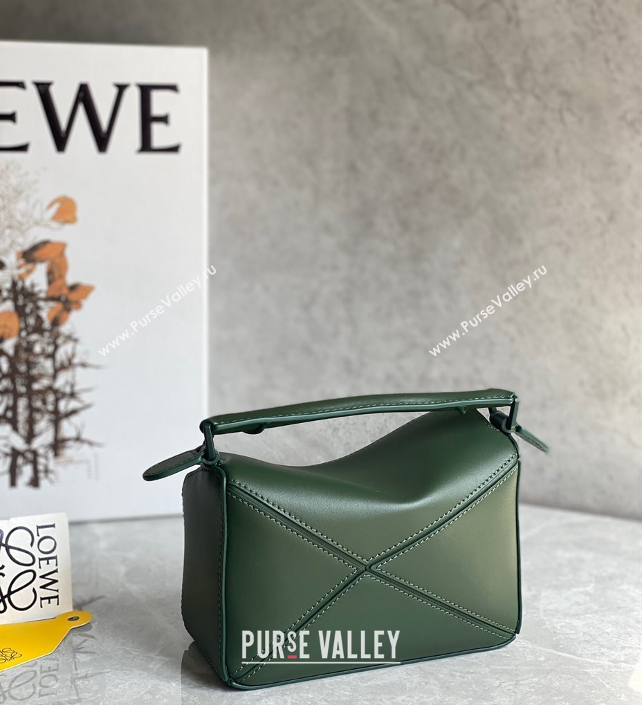 Loewe Mini Puzzle bag in Satin Calfskin with Wide Leather Strap Bottle Green 2024 (Ys-240202078)