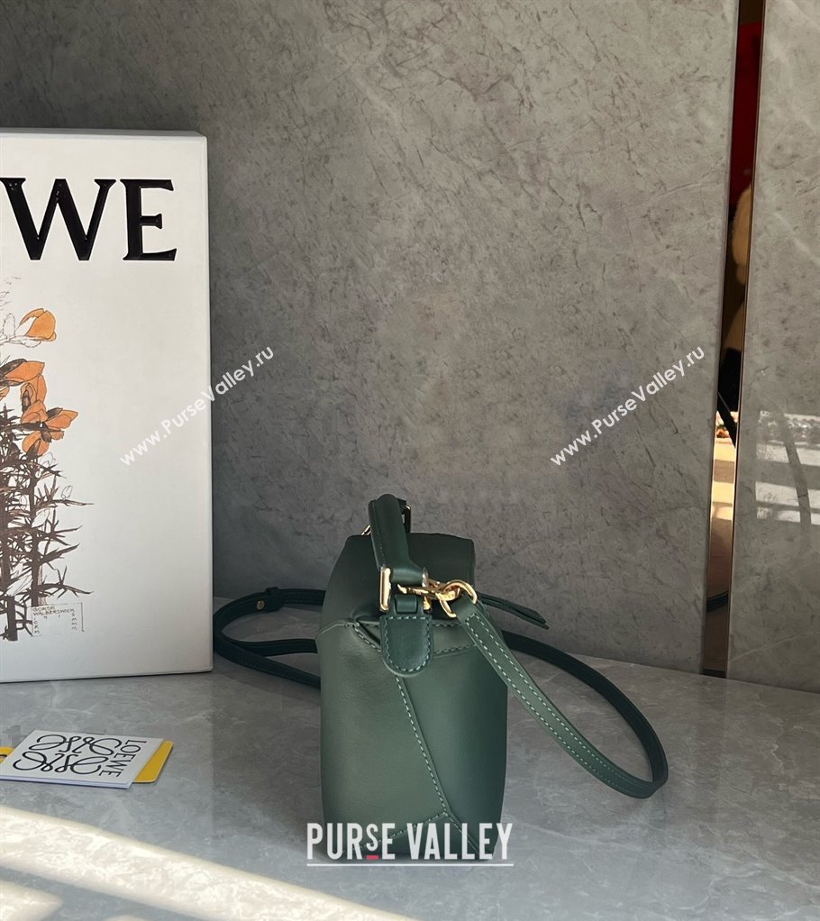 Loewe Mini Puzzle bag in Classic Calfskin Bottle Green 2024 0202 (Ys-240202047)