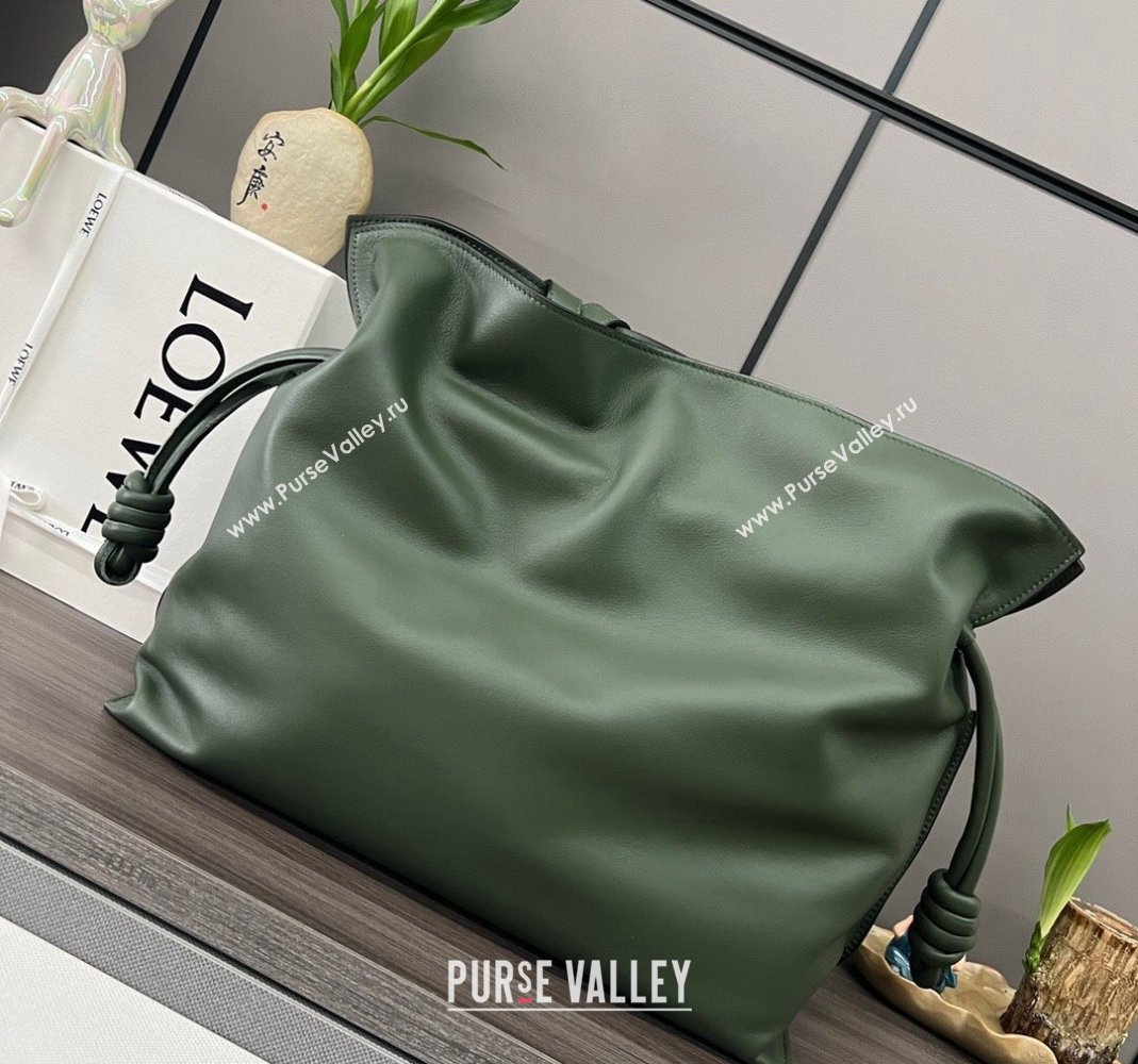 Loewe Large Flamenco clutch in nappa calfskin Bottle Green 2024 062350 (Ys-240221077)