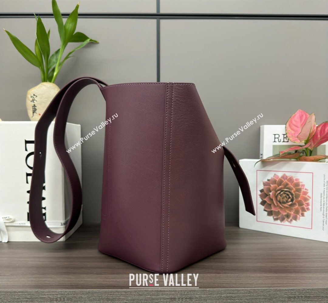 Loewe Medium Pebble Bucket bag in mellow calfskin Dark Burgundy 2024 062341 (Ys-240221080)