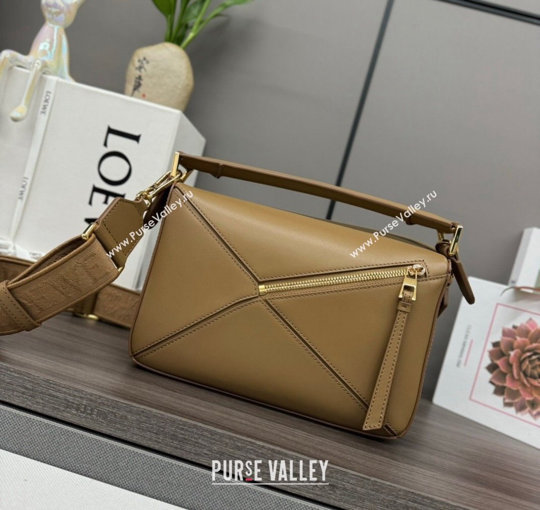 Loewe Small Puzzle bag in Satin Calfskin with Jacquard Strap Oak Brown 2024 262305 (Ys-240221086)