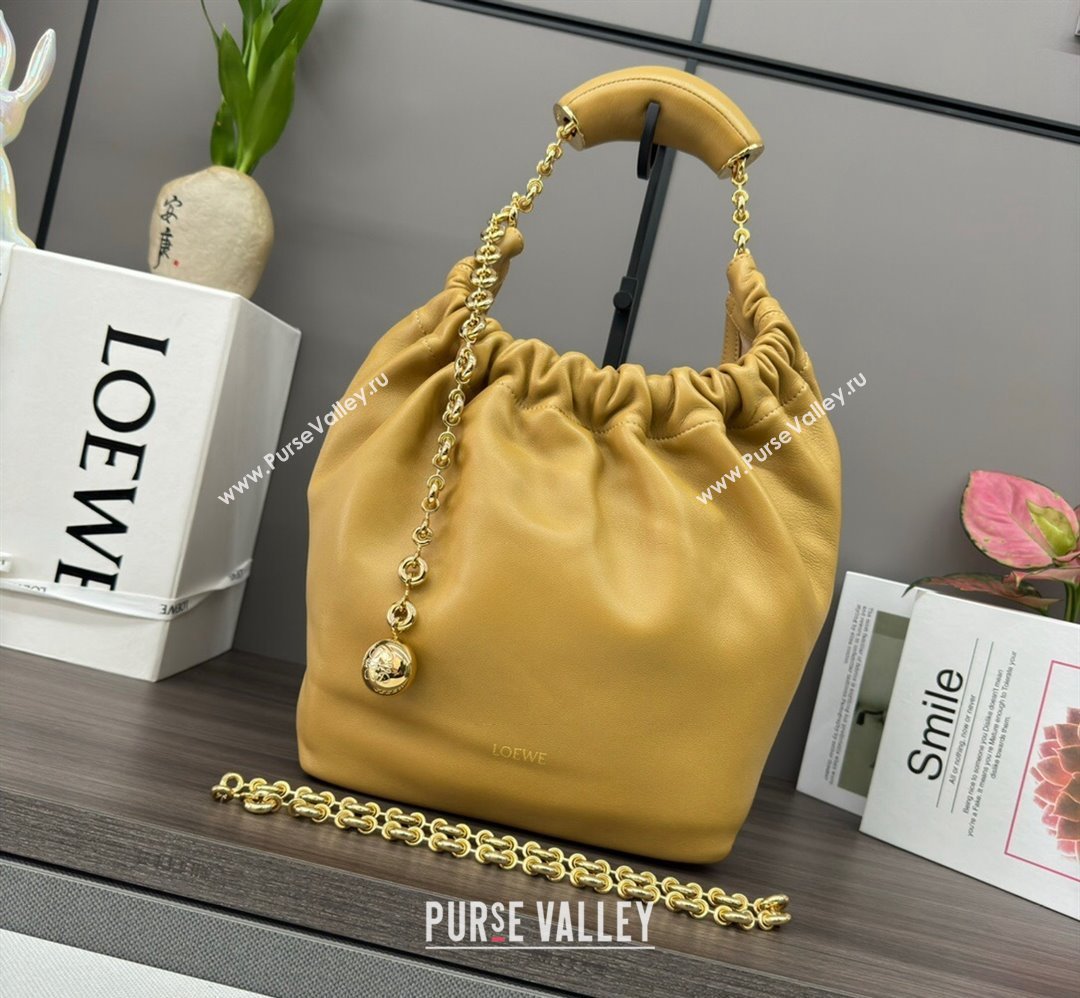 Loewe Small Squeeze bag in nappa lambskin Yellow 2023 652329 (Ys-240418052)