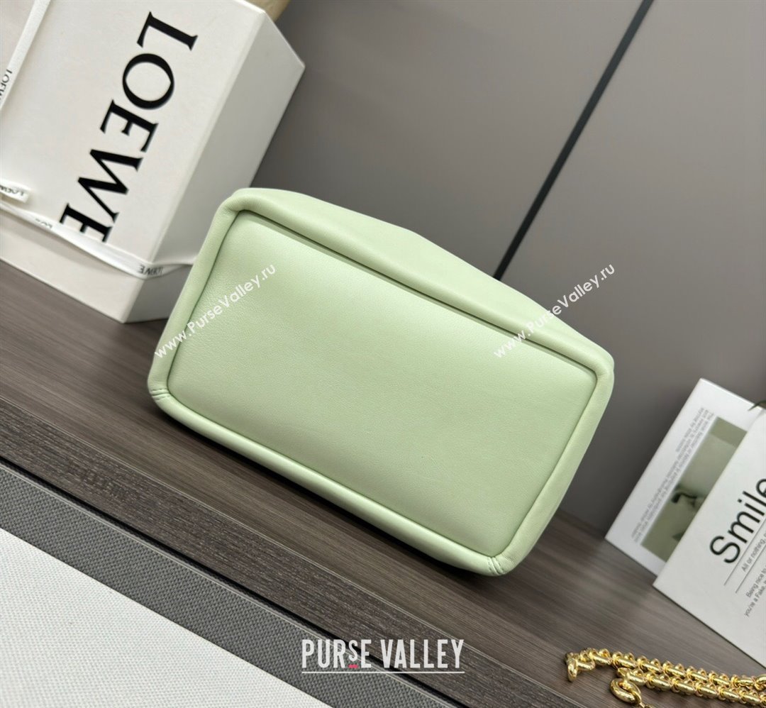 Loewe Small Squeeze bag in nappa lambskin Jade Green 2023 652329 (Ys-240418053)