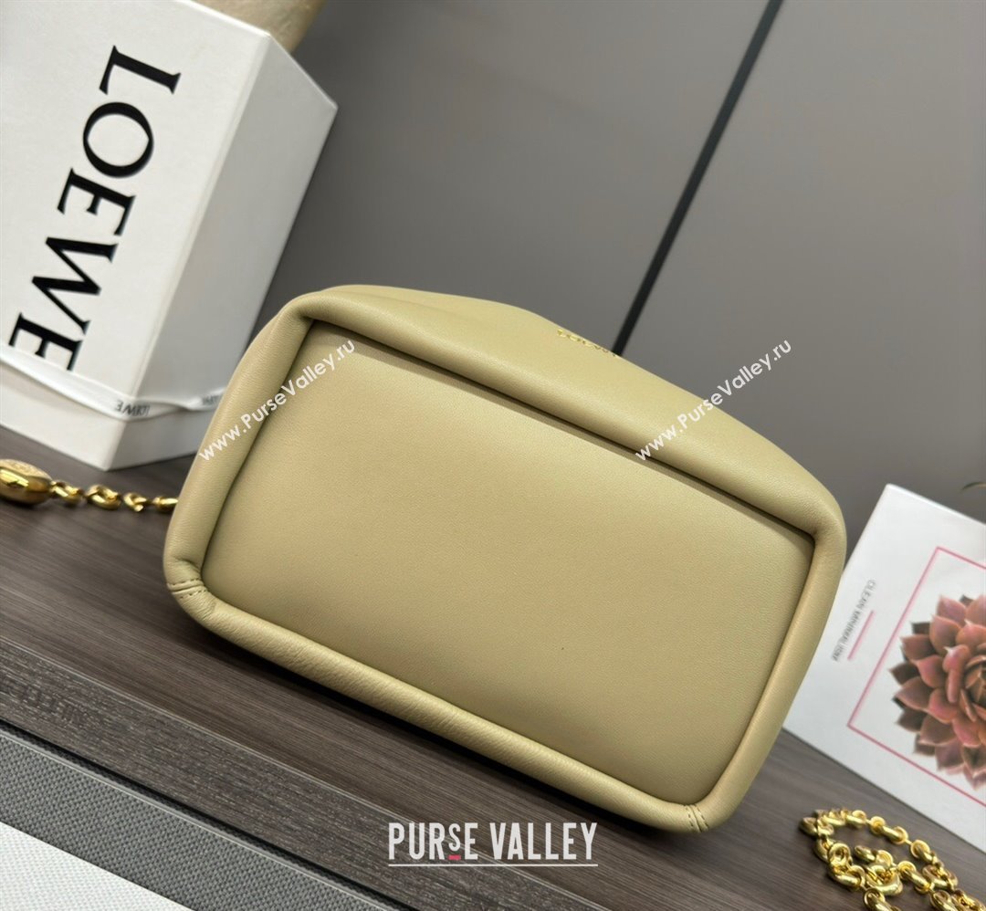 Loewe Small Squeeze bag in nappa lambskin Clay Green 2023 652329 (Ys-240418054)
