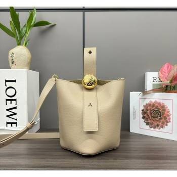 Loewe Mini Pebble Bucket bag in mellow calfskin Beige 2024 062342 (Ys-240418055)