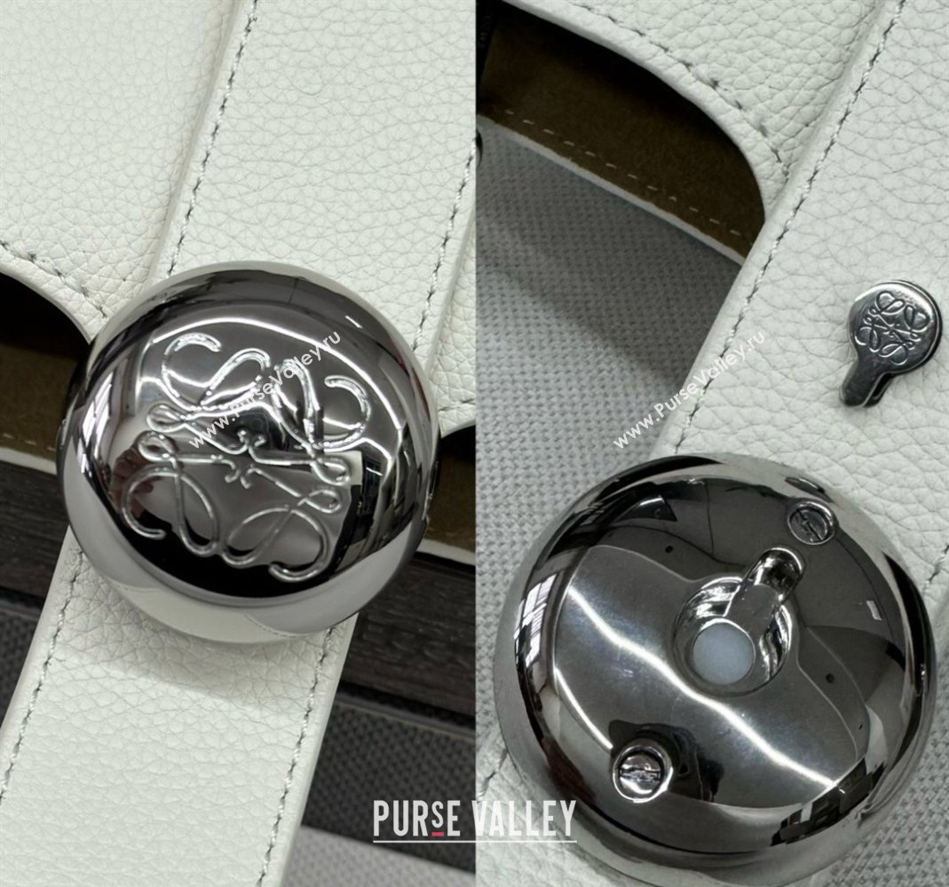 Loewe Mini Pebble Bucket bag in mellow calfskin White 2024 062342 (Ys-240418056)