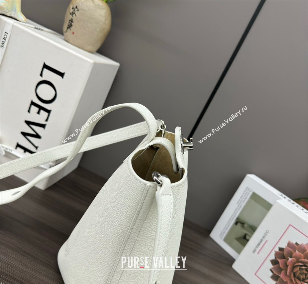 Loewe Mini Pebble Bucket bag in mellow calfskin White 2024 062342 (Ys-240418056)